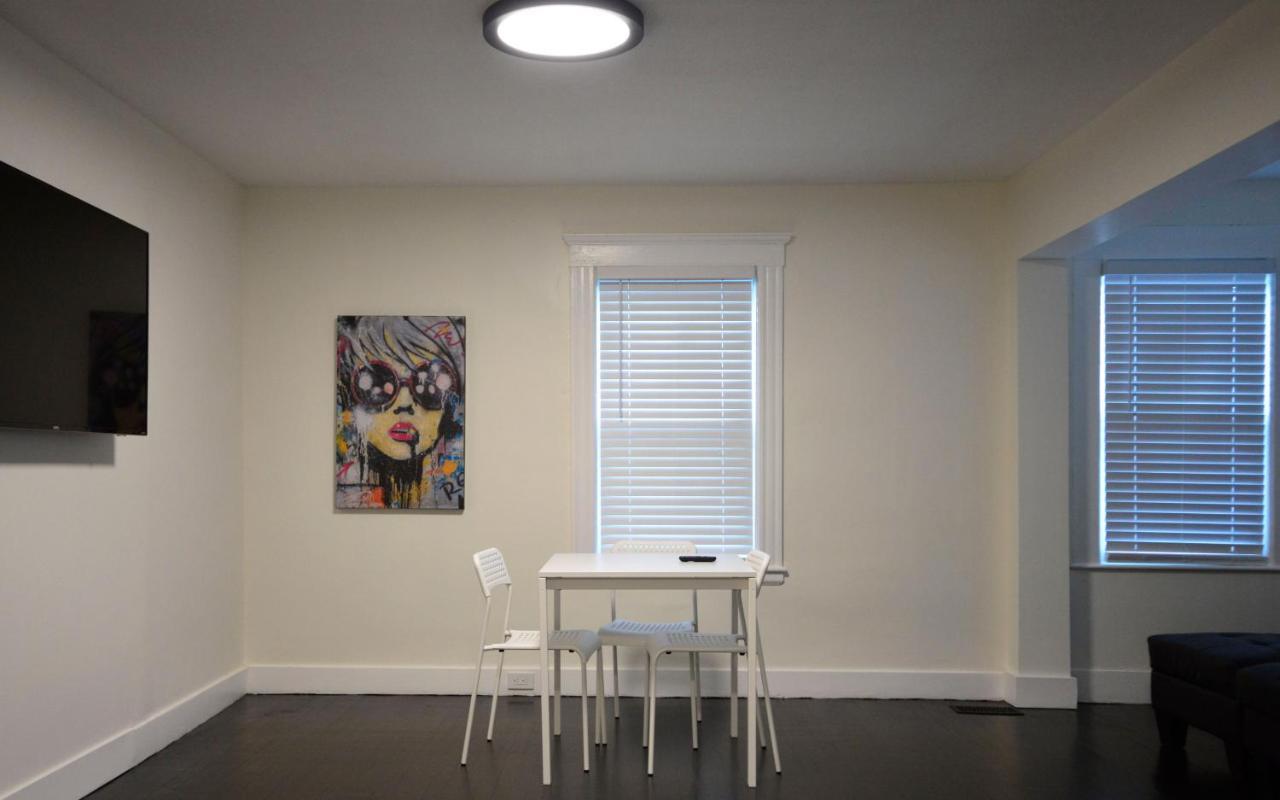 Modern Two Bedroom Condo - Boston Stoneham Exterior photo